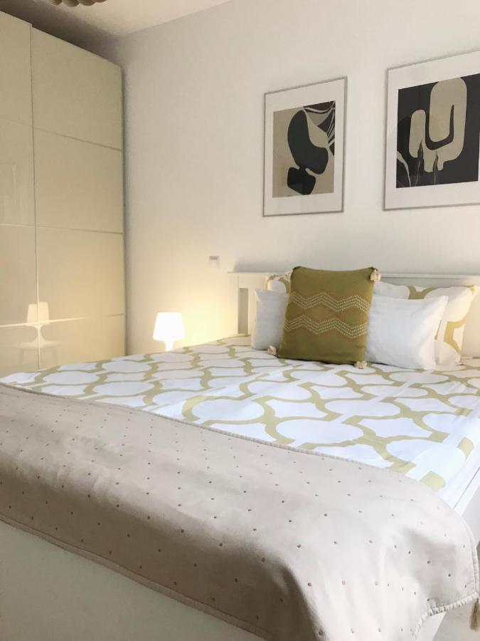 Elizabeth Garden Premium Apartment Kecskemét Extérieur photo